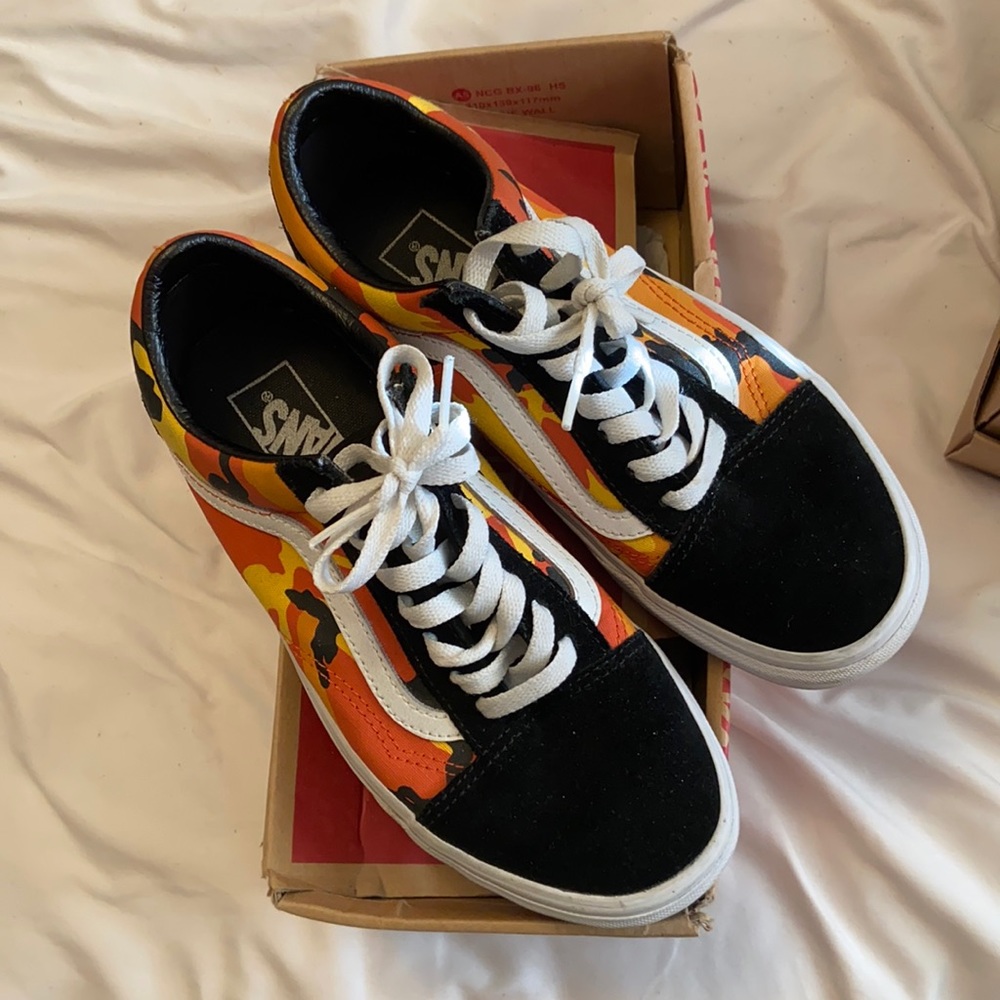 Vans Old Skool orange camo